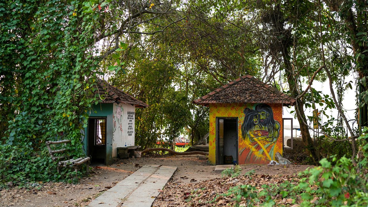 Pathiramanal Island